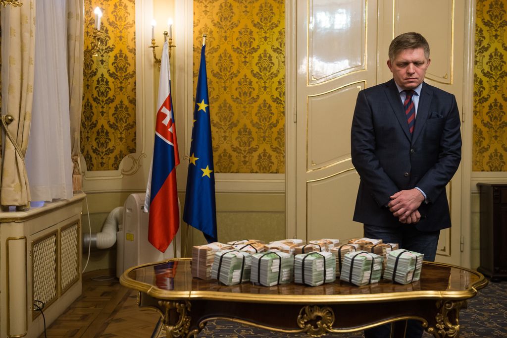 &nbsp;Robert Fico, primo ministro slovacco davanti al milione di euro promesso a chi avrebbe fornito indicazioni sulla morte di&nbsp;J&aacute;n&nbsp;Kuciak