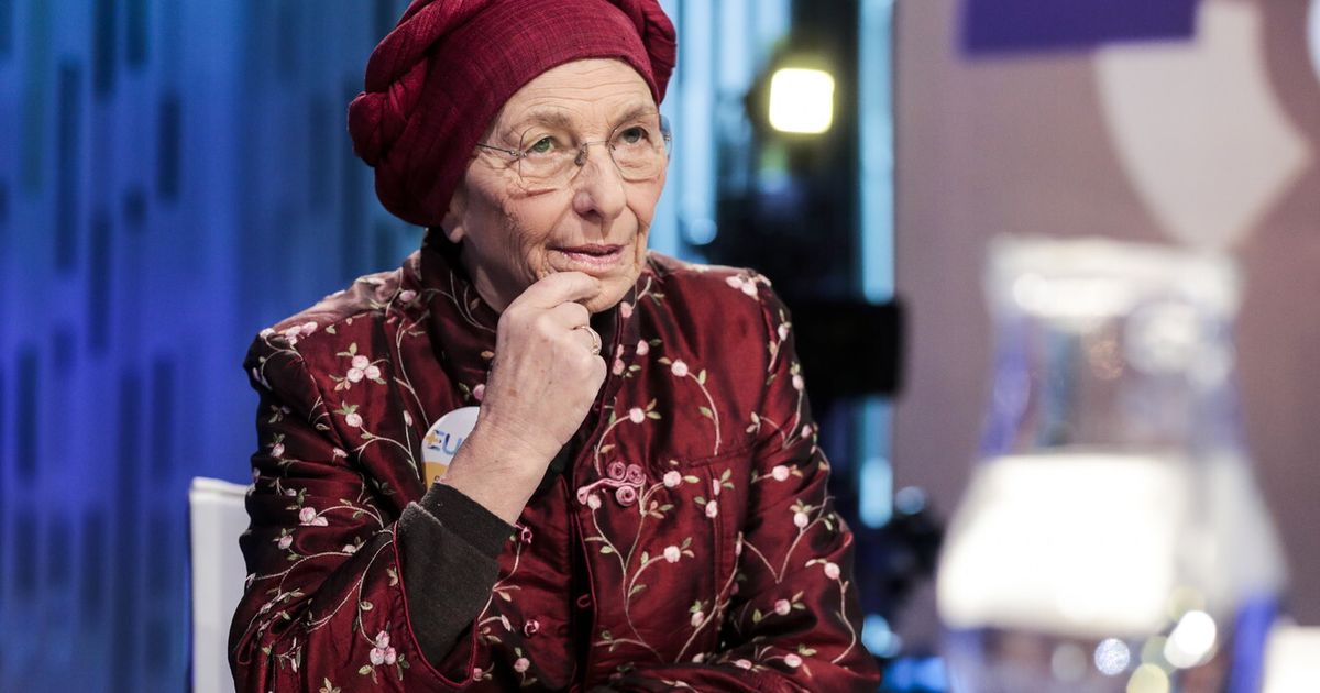 Emma Bonino sta meglio, trasferita in reparto al San Filippo Neri