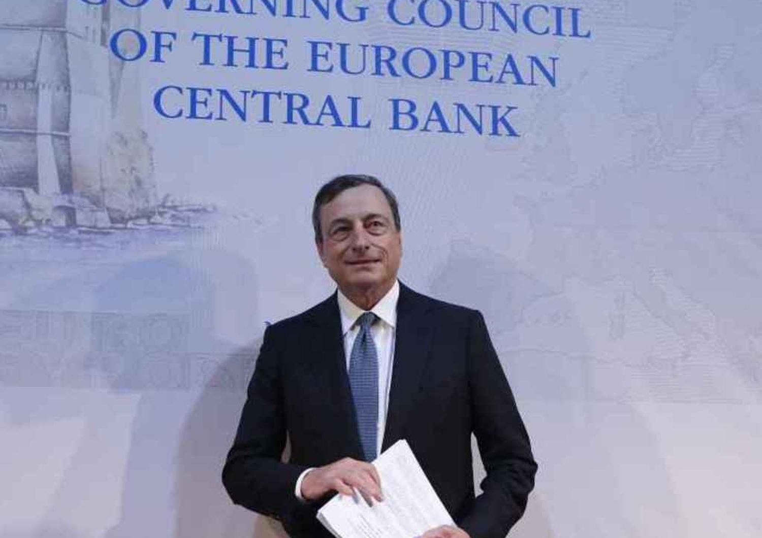 Draghi: "la recessione sembra non finire mai". E le borse affondano