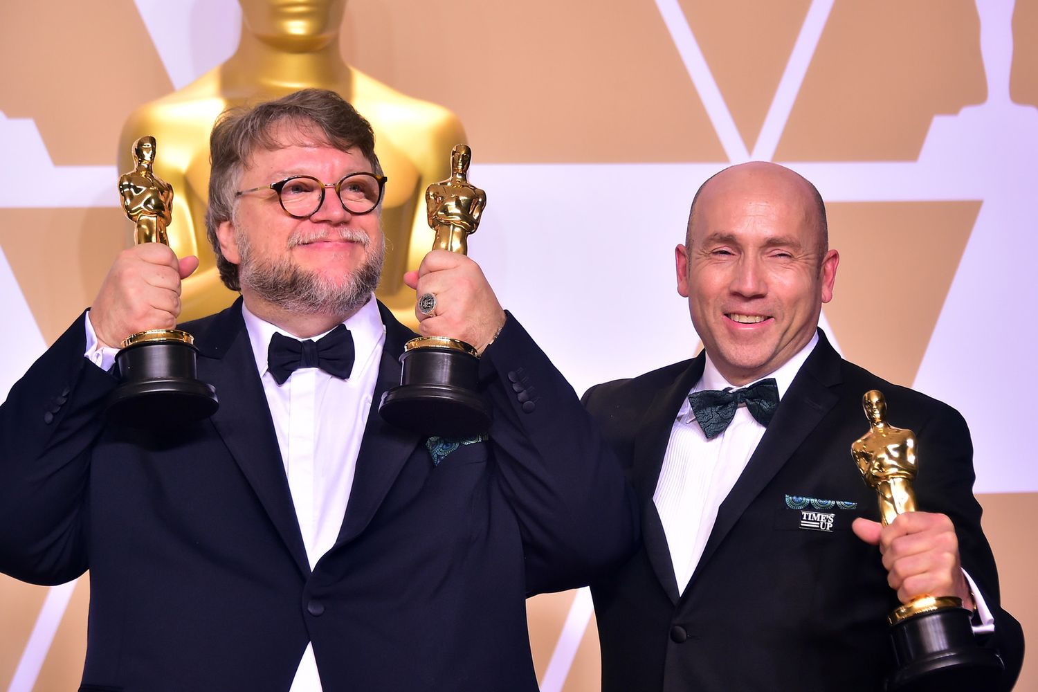 &nbsp;Il regista Guillermo Del Toro (sinistra) e il produttore di 'La forma dell'acqua' J. Miles Dale&nbsp;
