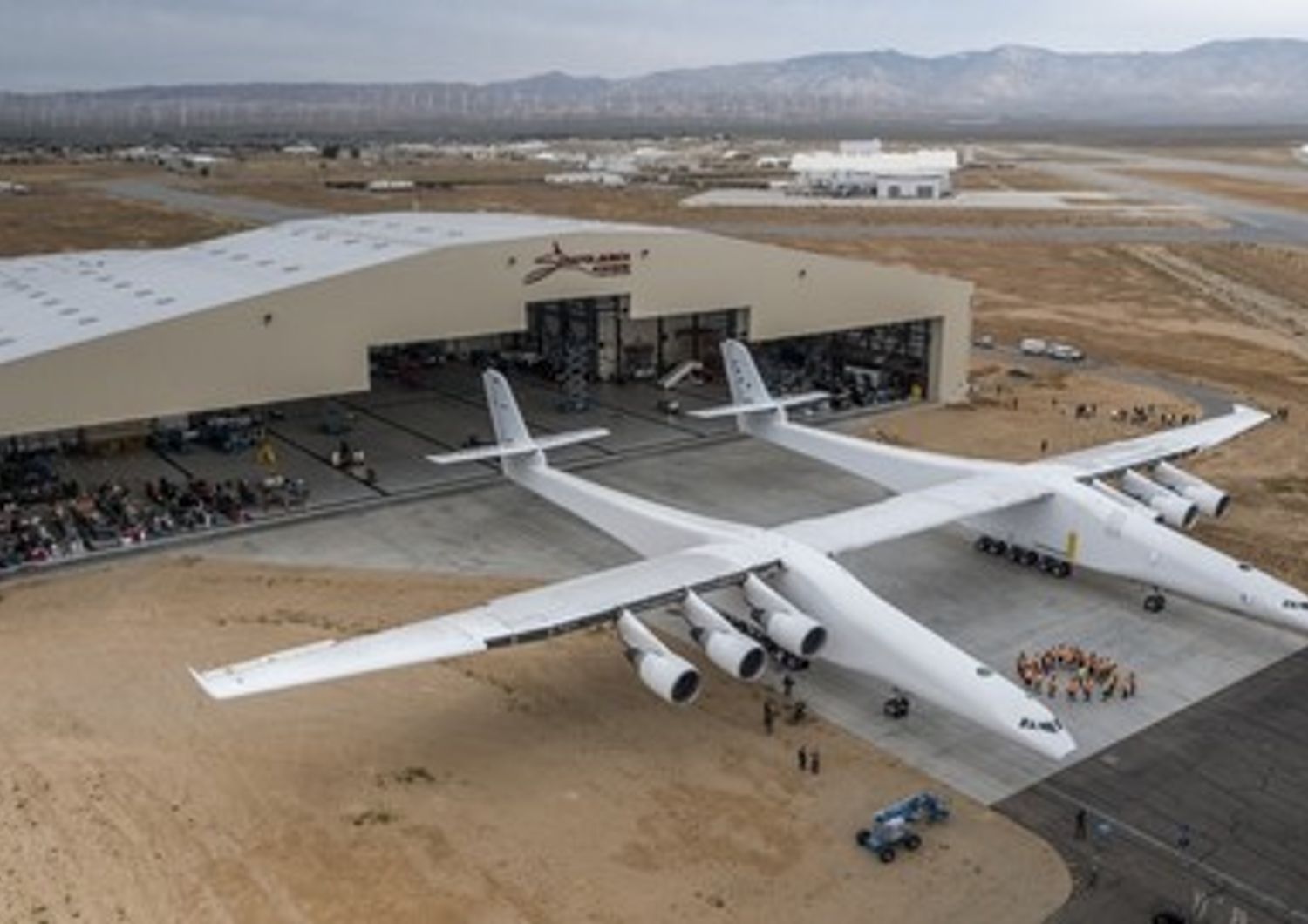 Perch&eacute; Paul Allen sta costruendo l&#39;aereo pi&ugrave; grande del mondo?