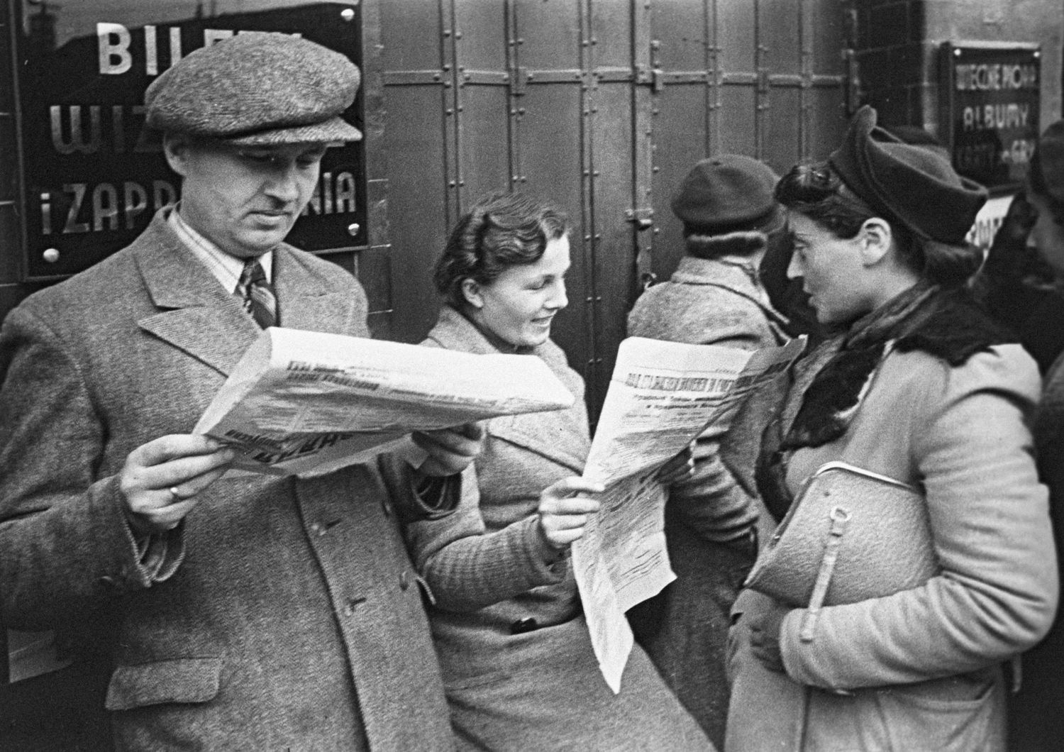 &nbsp;Lettori di giornali in Polonia durante la Seconda Guerra Mondiale