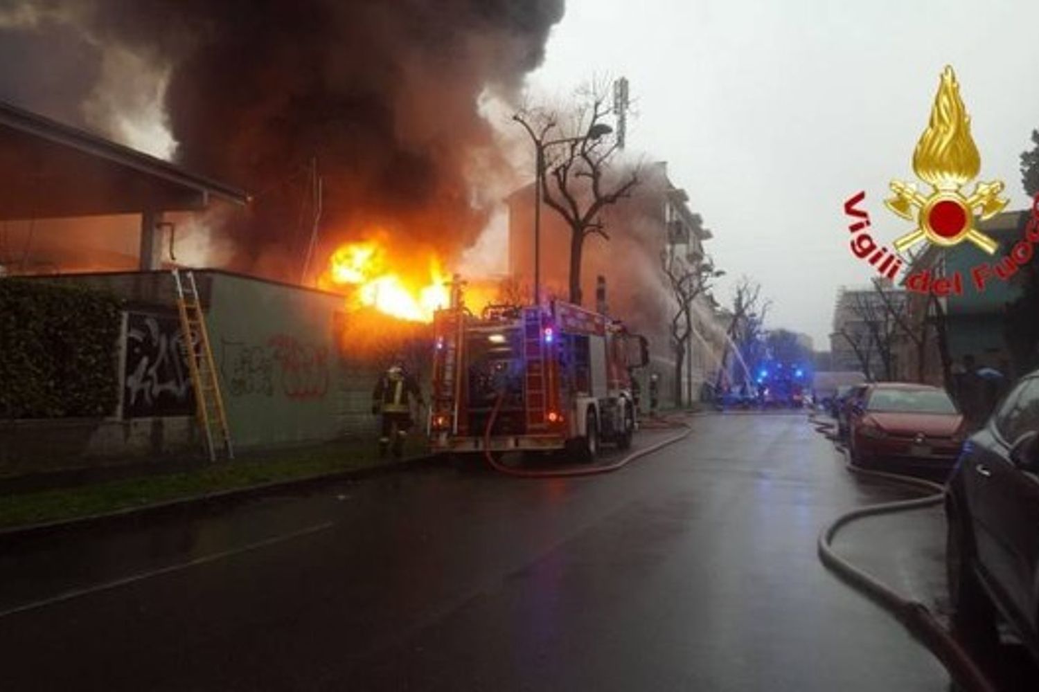 &nbsp;Incendio cartiera, Cologno Monzese