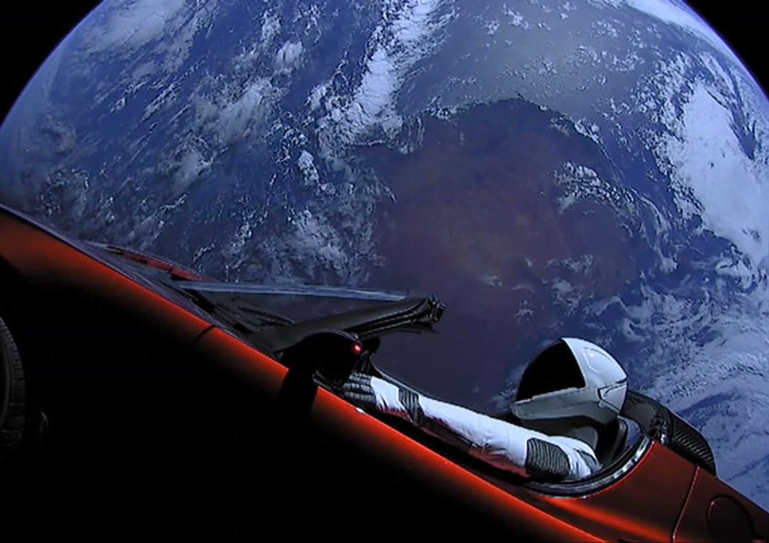 La Tesla lanciata nello spazio con il Falcon Heavy&nbsp;