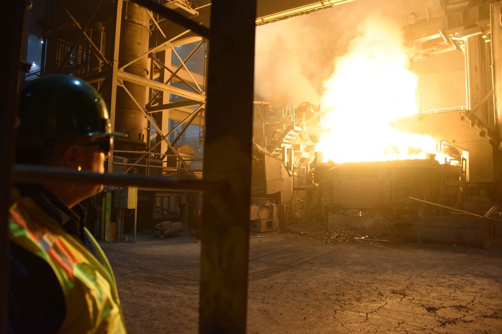Una fornace dello stabilimento siderurgico Tmk di Koppel&nbsp;