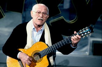 &nbsp;Roberto Murolo