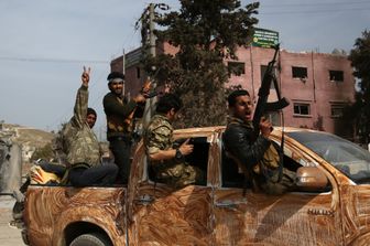 &nbsp;Soldati della Free Syrian Army entrano ad Afrin