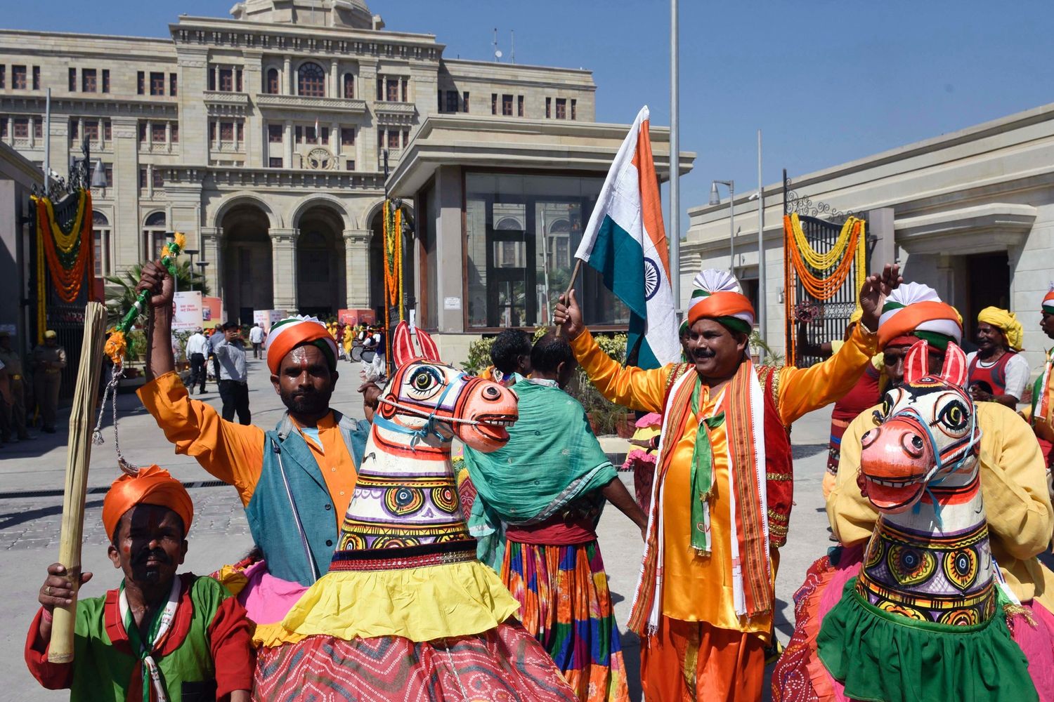 &nbsp;Uno spettacolo folcloristico di sostenitori del partito BJP