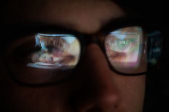 &nbsp;sesso web internet sextortion