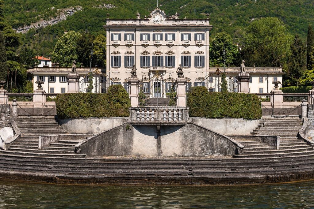 Villa Sola Cabiati sul Lago di Como