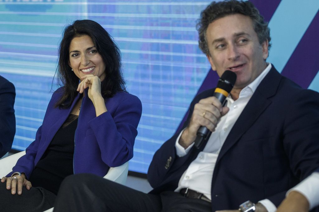 &nbsp;La sindaca di Roma, Virginia Raggi, e il ceo di Formula E Holdings, Alejandro Agag