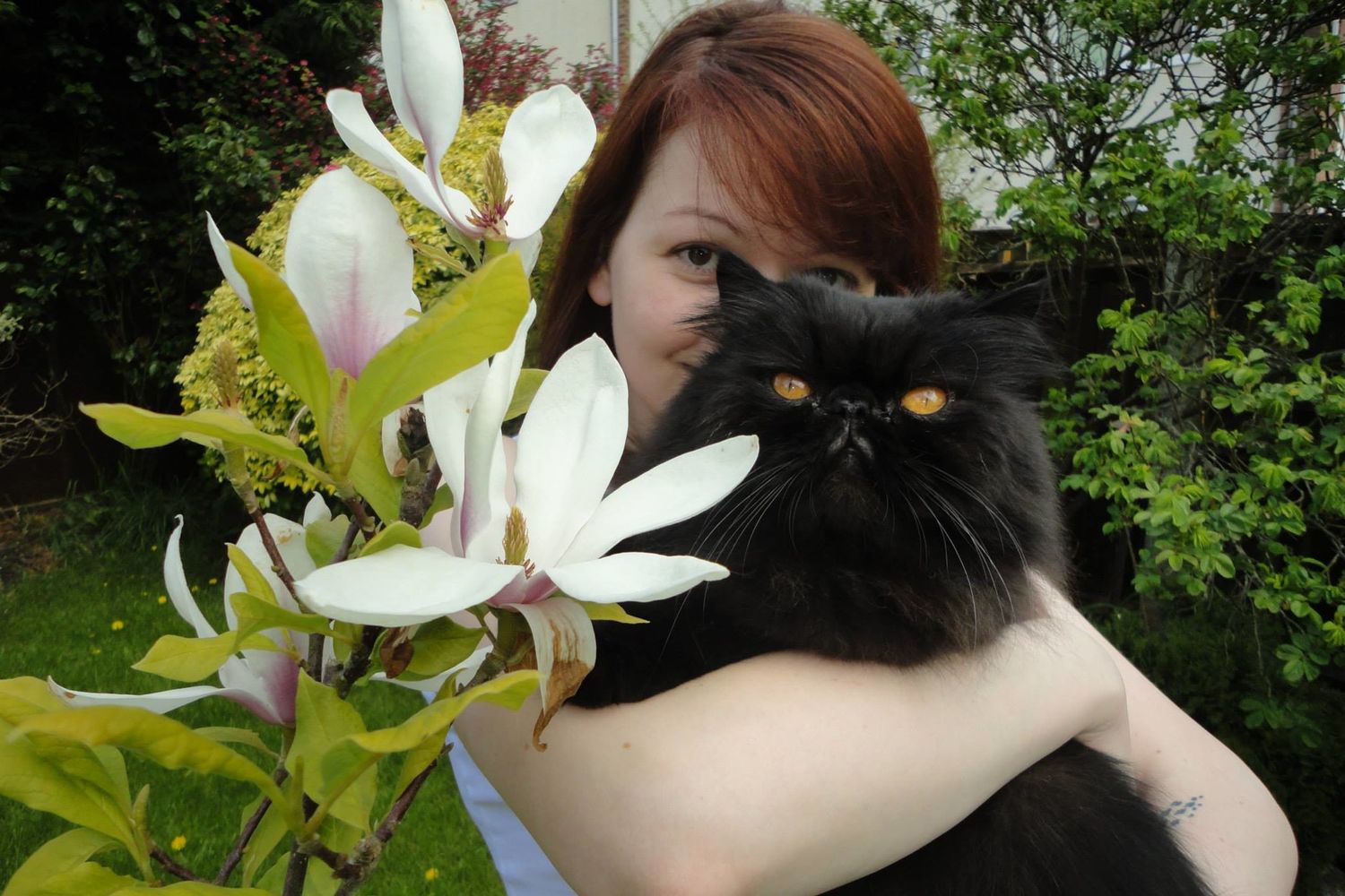 &nbsp;Yulia Skripal con un gatto
