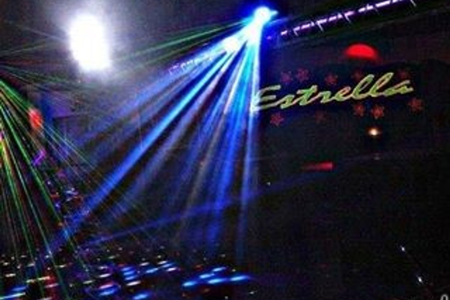 &nbsp;Estrella discoteca Genova