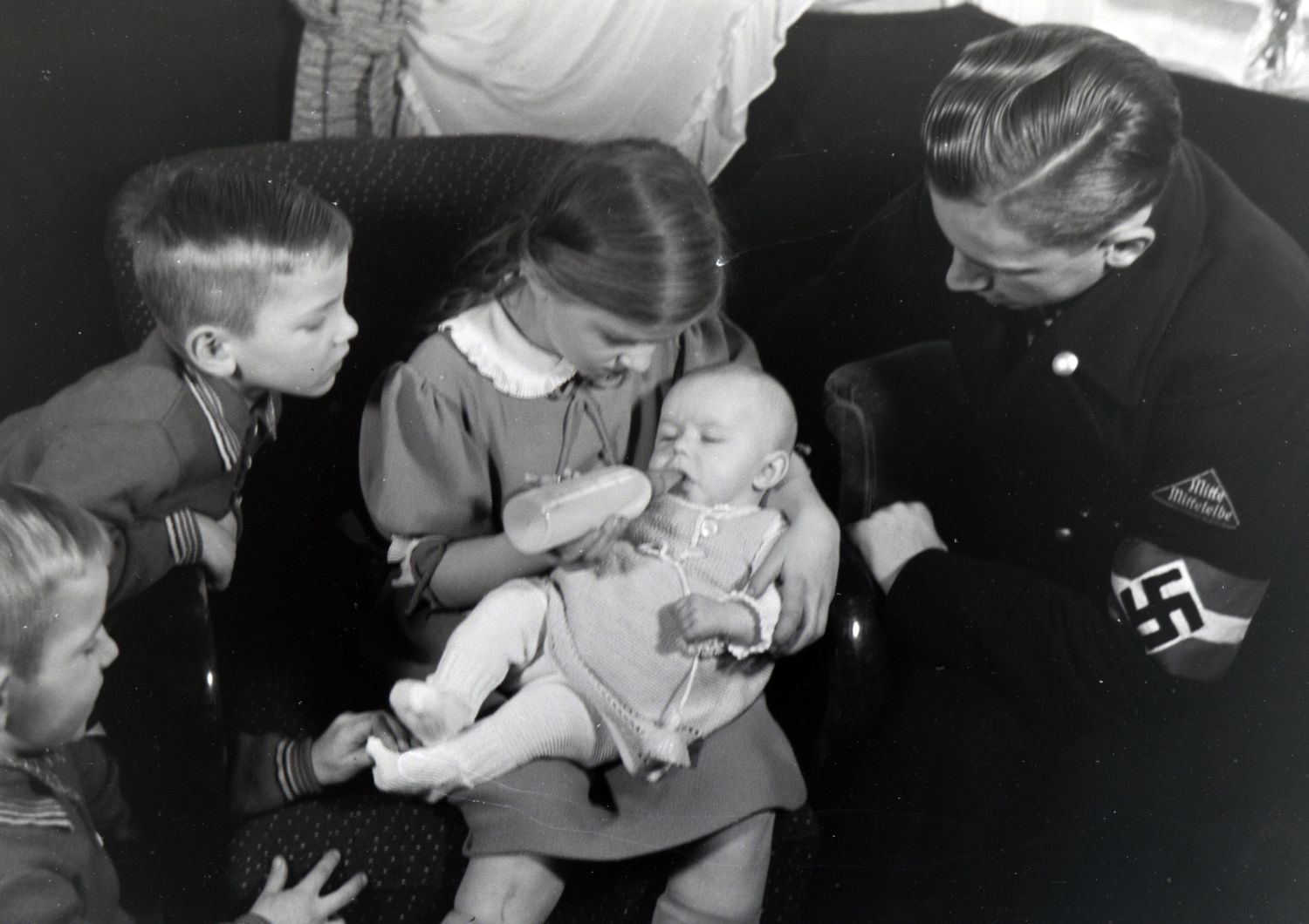 &nbsp;Una famiglia tedesca in una foto di propaganda del regime nazista