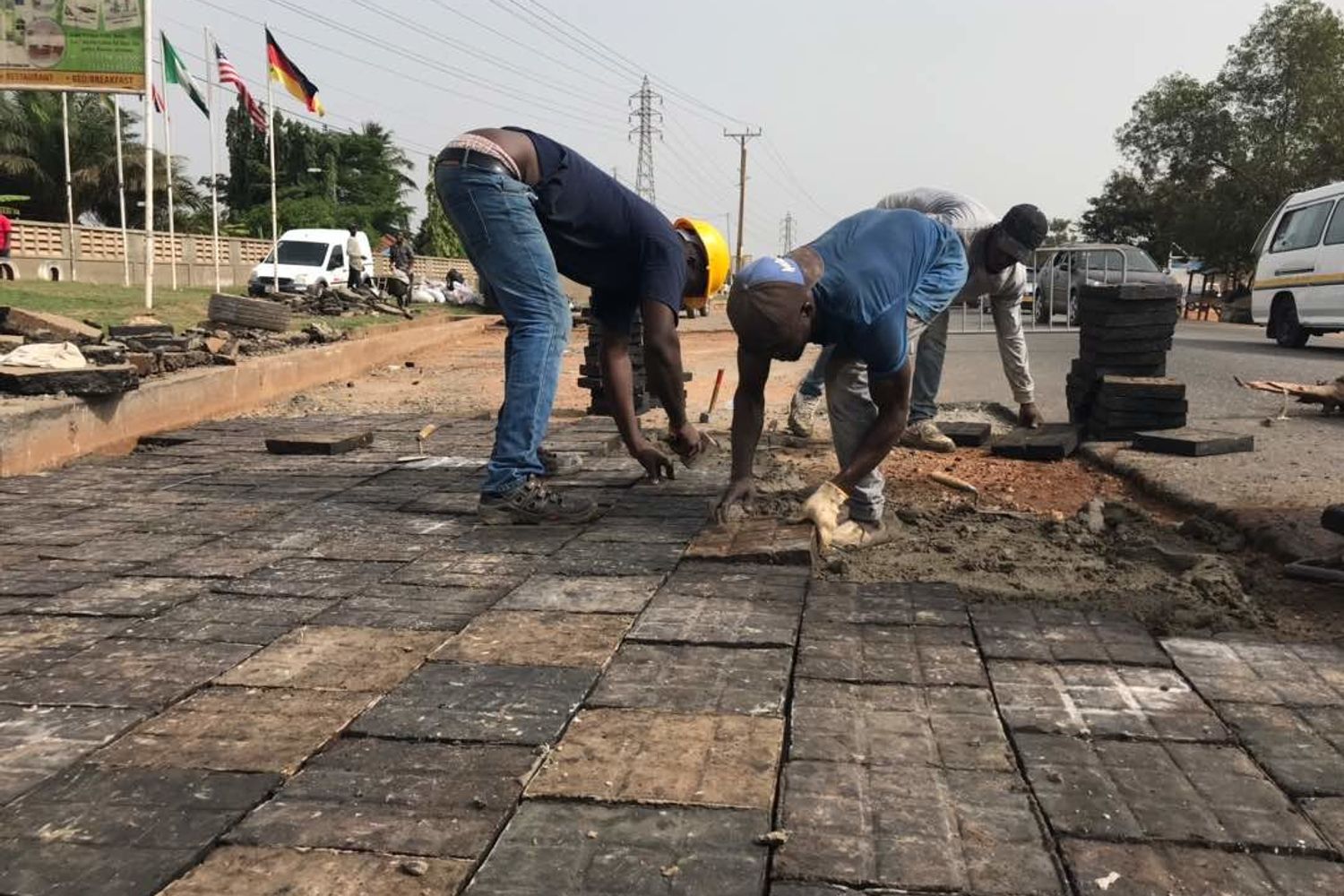 &nbsp;Plastica e sabbia, i sanpietrini della&nbsp;Nelplast&nbsp;Ltd.