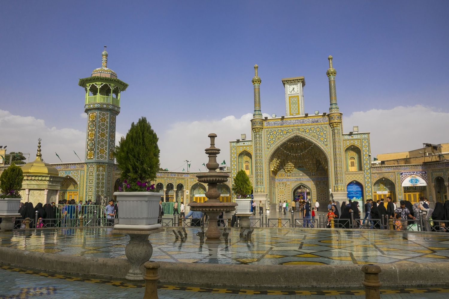 &nbsp;Pellegrini al santuario di Fatima