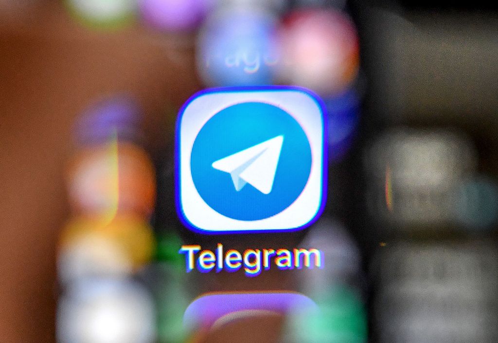 &nbsp;Telegram