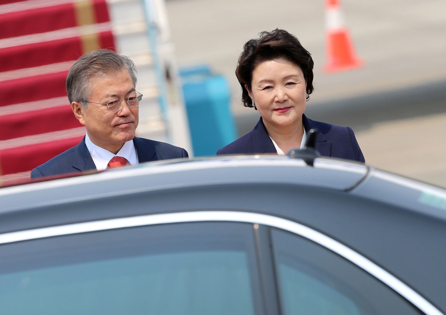 Il presidente sudcoreano Moon-Jae-In insieme alla moglie