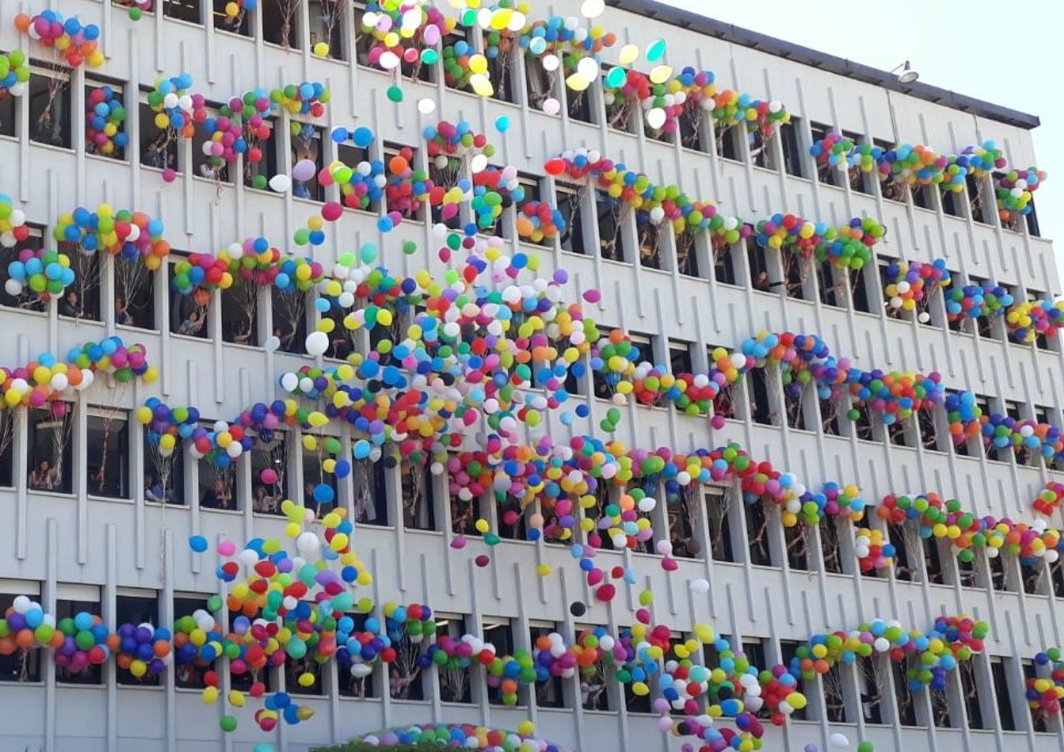 &nbsp;Il flash-mob alla Siae con migliaia di palloncini