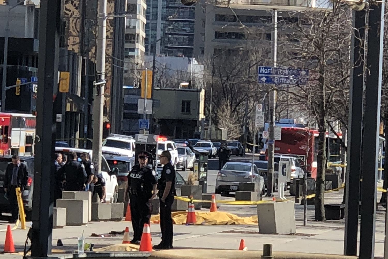 &nbsp;Toronto, furgone sulla folla