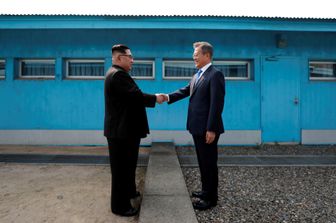 Moon e Kim (AFP)