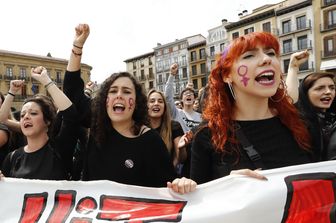 Dopo le proteste di piazza la Spagna&nbsp;rivedr&agrave;&nbsp;la legge sulla violenza sessuale?