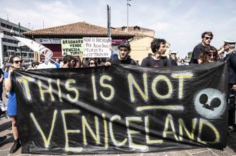 &nbsp;Scontri sui tornelli a Venezia