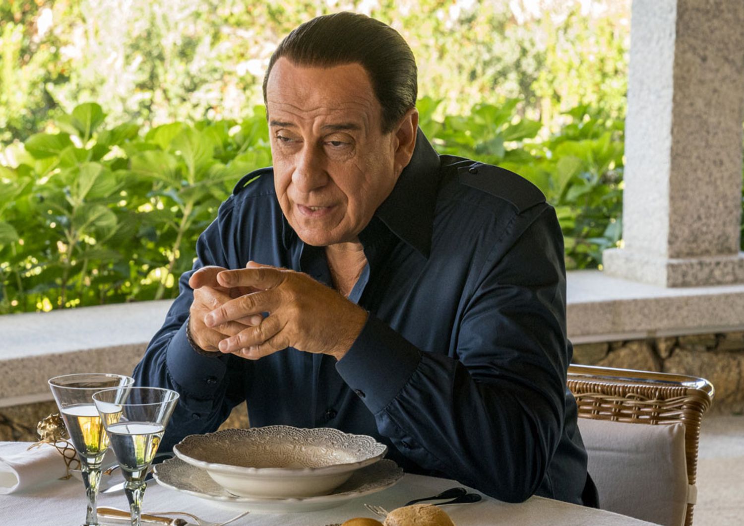 Toni Servillo &egrave; Silvio Berlusconi in 'Loro' di Paolo Sorrentino