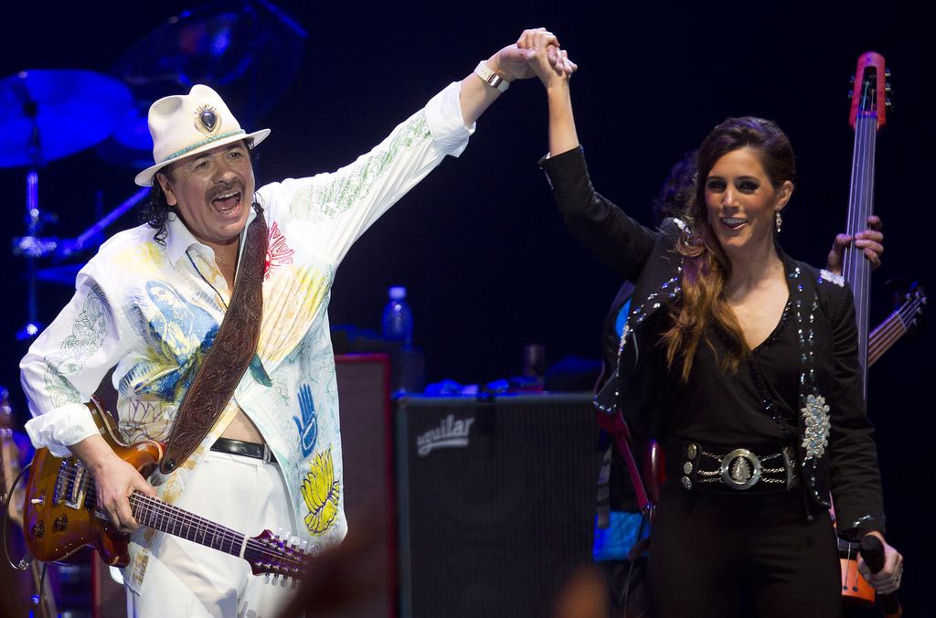 &nbsp;Carlos Santana