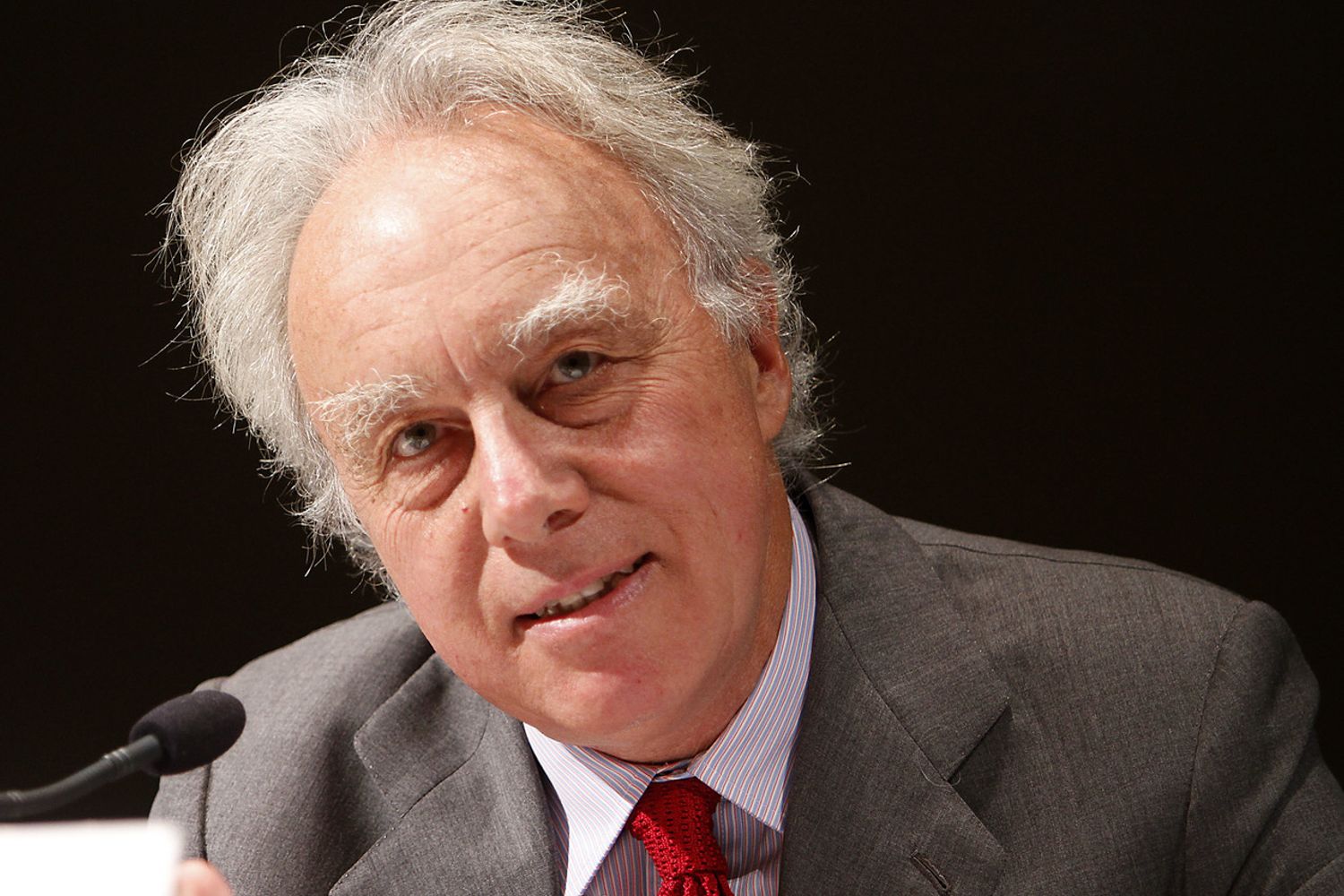 &nbsp;Francesco Giavazzi