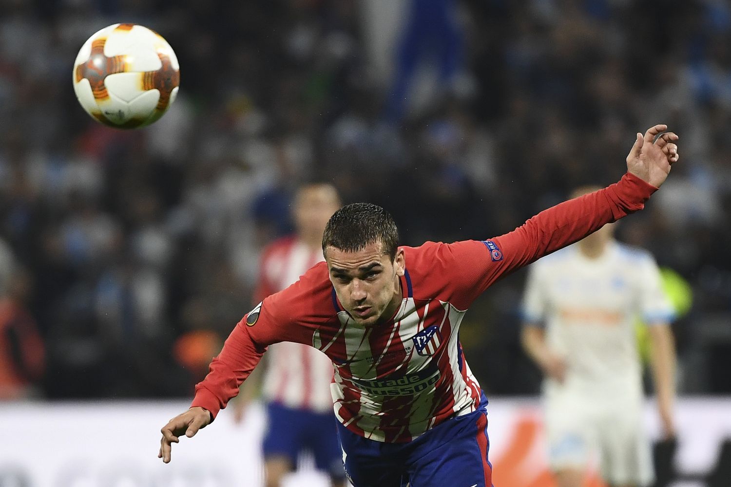 &nbsp;Un colpo di testa del centravanti dell'Atletico Madrid Antoine Griezmann