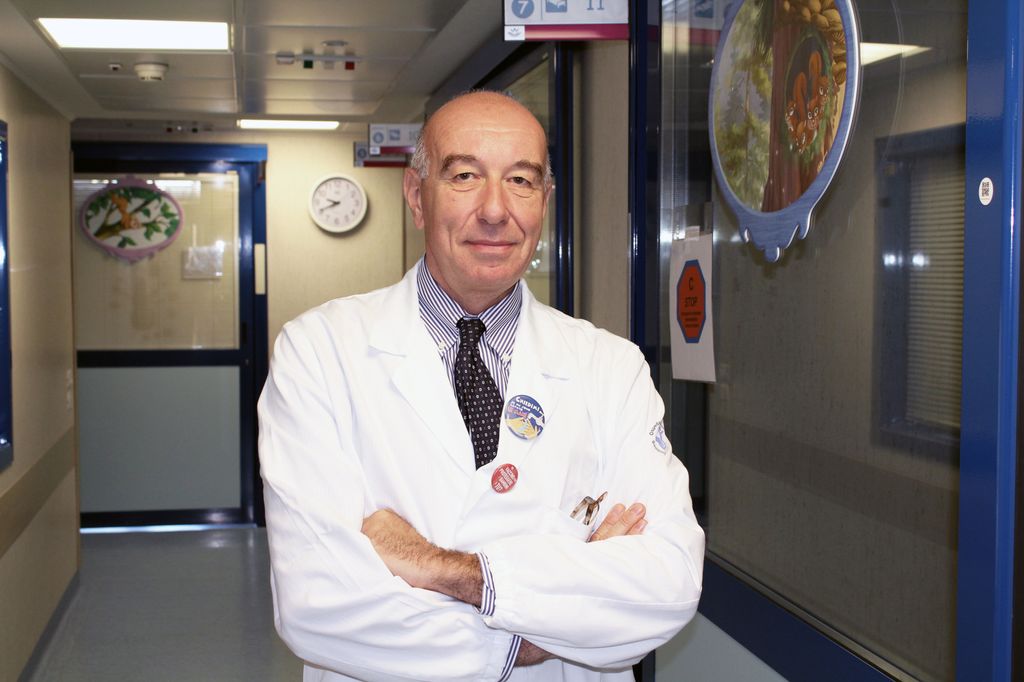 &nbsp; Bambino Ges&ugrave;: reumatologia, trovata cura per 3 malattie autoinfiammatorie. Nella foto De Benedetti Fabrizio