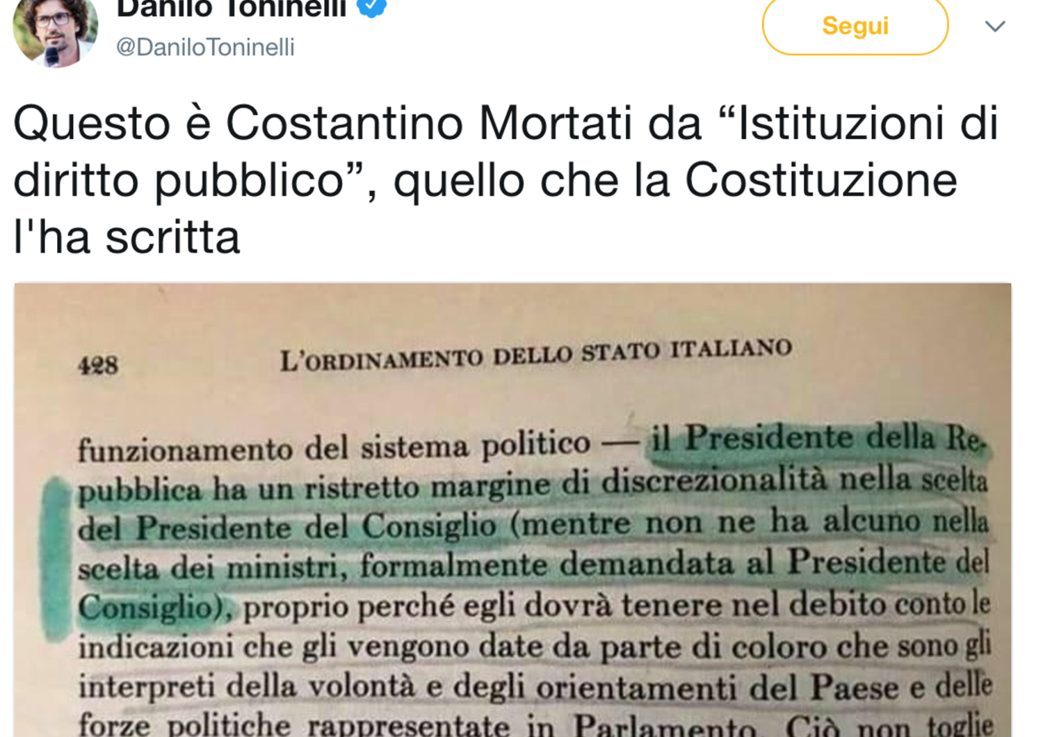 Toninelli&nbsp;cita un manuale di diritto costituzionale per criticare&nbsp;Mattarella, ma sbaglia