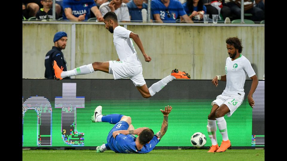 &nbsp; L'Italia batte l'Arabia Saudita 2-1 in amichevole nella prima partita con Roberto Mancini in panchina.