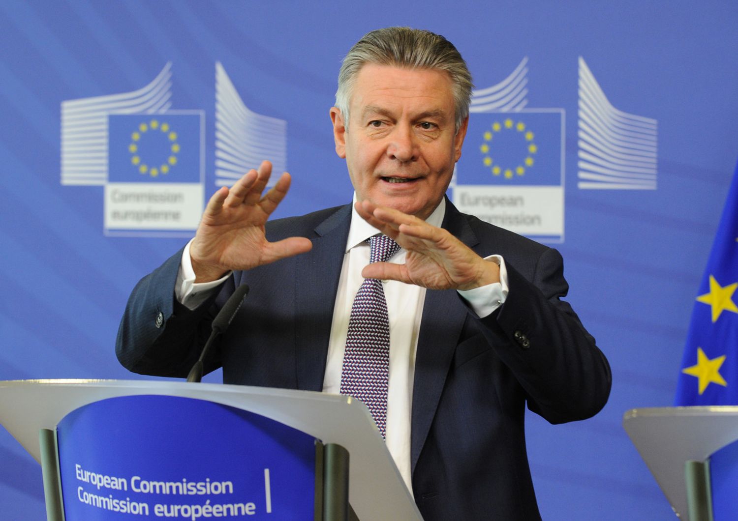 &nbsp;Karel de Gucht