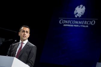 Luigi Di Maio all'assemblea di Confcommercio