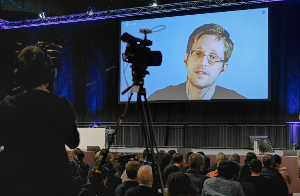 &nbsp;Edward Snowden