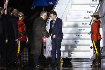 &nbsp;Giuseppe Conte accolto a Bagotville, in Quebec, per il G7