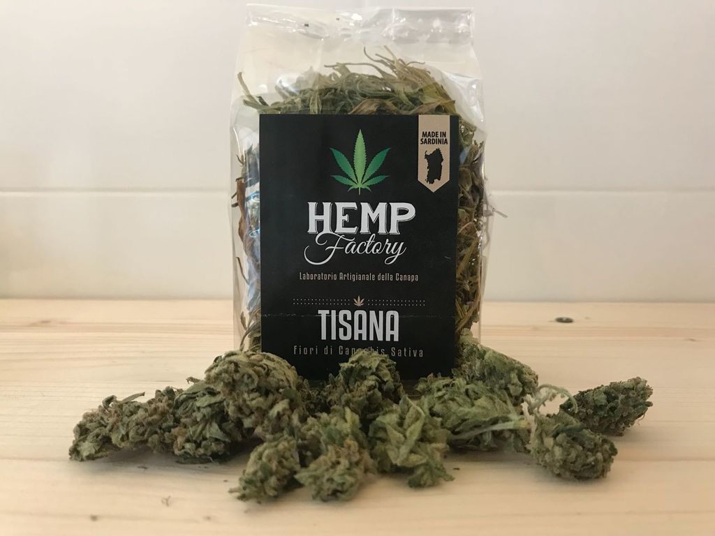 Tisana Hemp con fiori di cannabis