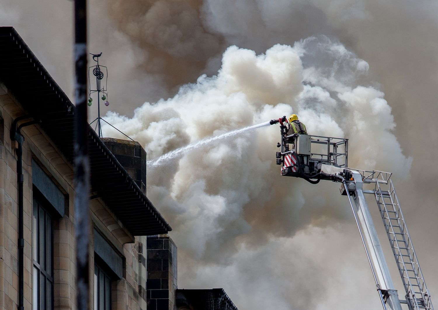 &nbsp;Glasgow, l'incendio della scuola di&nbsp;Mackintosh, foto dell'incendio del 2014