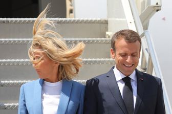 &nbsp;Emmanuel Macron con la moglie Brigitte