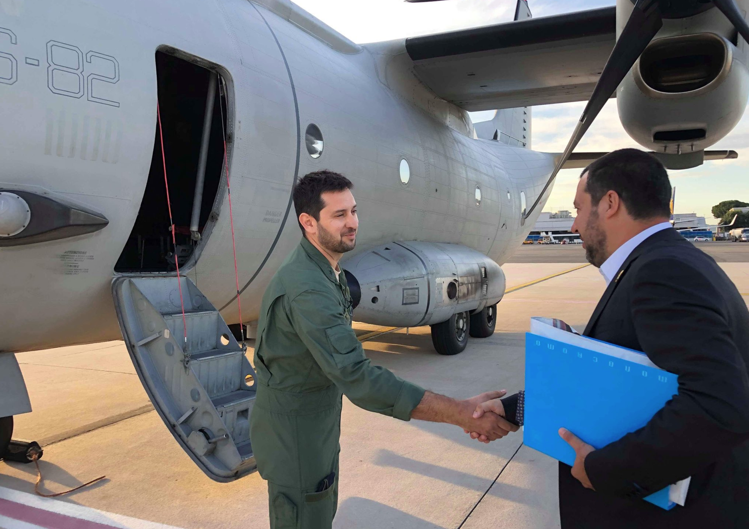 &nbsp;Matteo Salvini si imbarca su un C17J dell'aeronautica militare per Tripoli