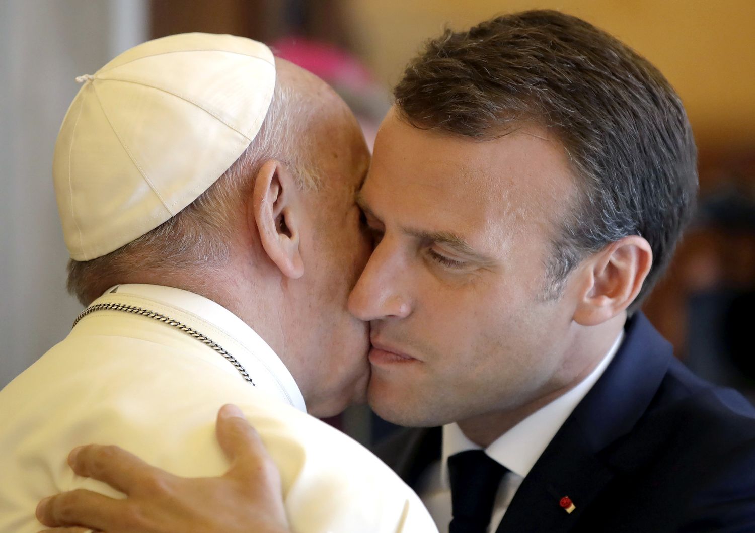 &nbsp;Macron e Papa Francesco