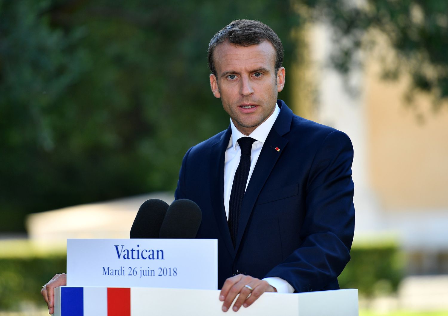 Macron: la nave&nbsp;Lifeline&nbsp;ha agito &quot;contro tutte le regole&quot;