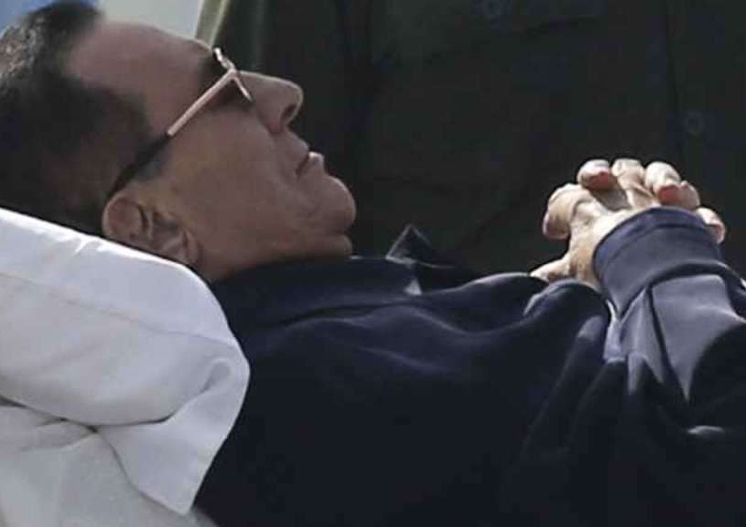 Verdetto su Mubarak rinviato al 29 novembre