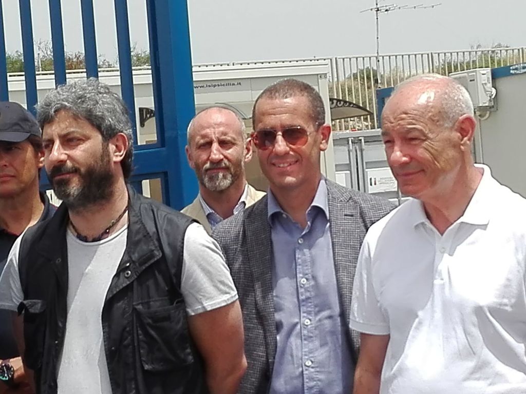 &nbsp;Roberto Fico nell'hotspot di Pozzallo