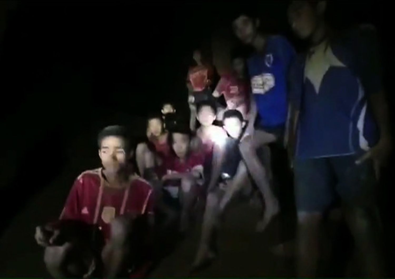 &nbsp;I ragazzi intrappolati nella grotta di Tham Luang