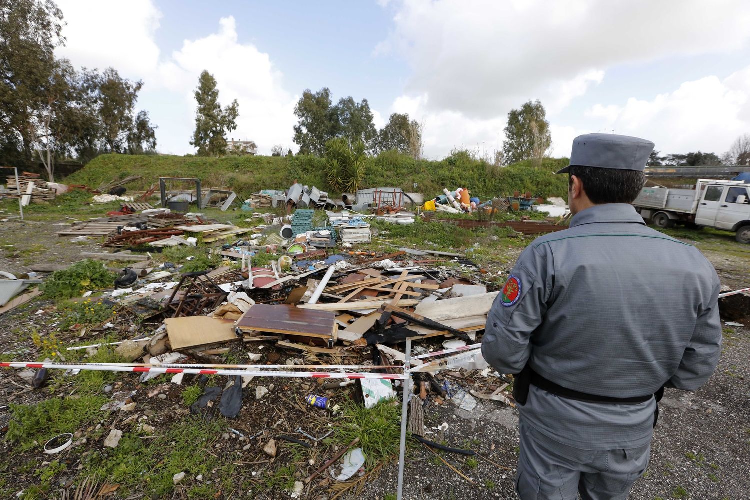 &nbsp;Il sequestro di una discarica abusiva in un parco archeologico a Roma