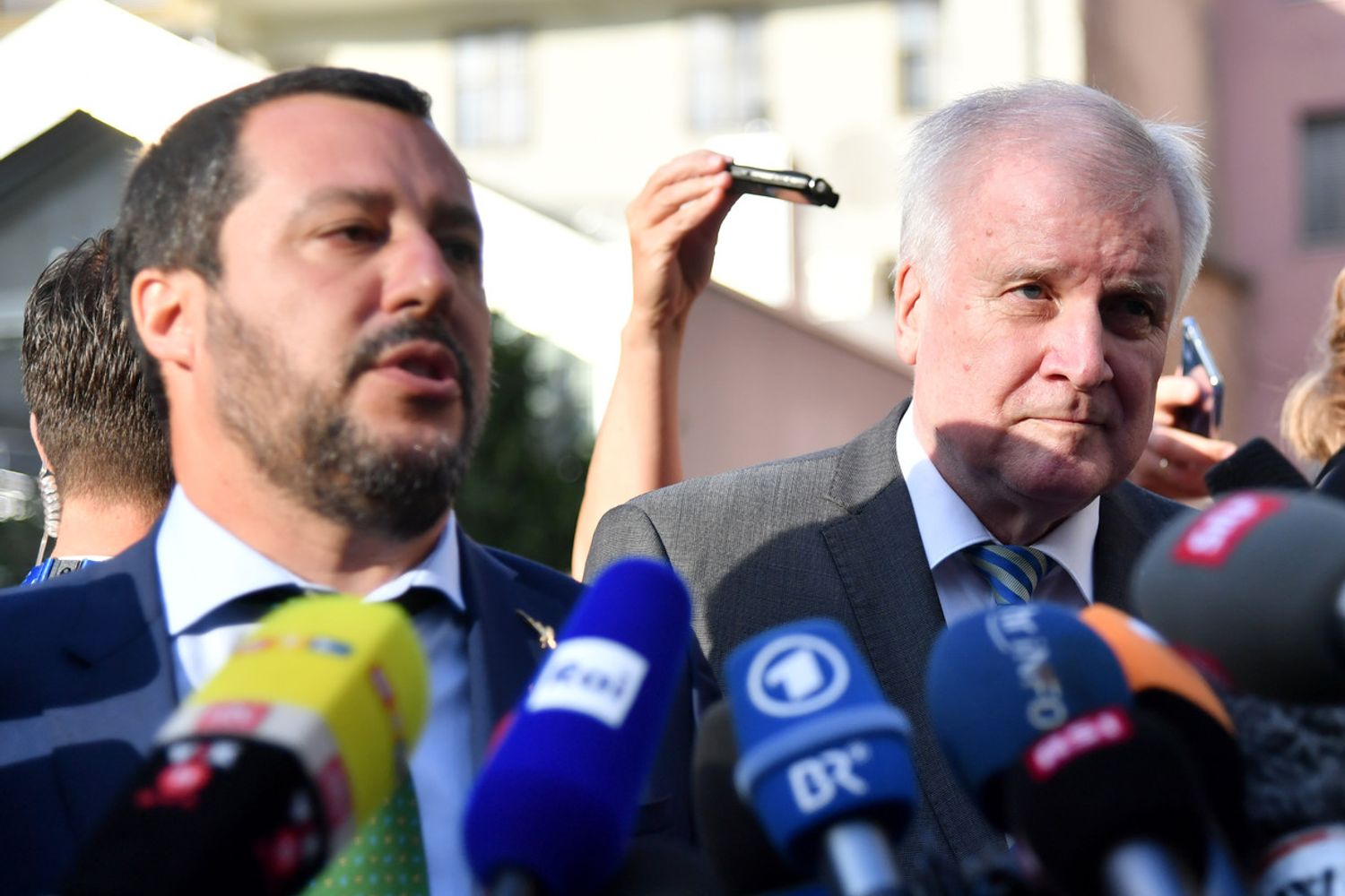 &nbsp;Matteo Salvini, a sinistra, Horst Seehofer a destra