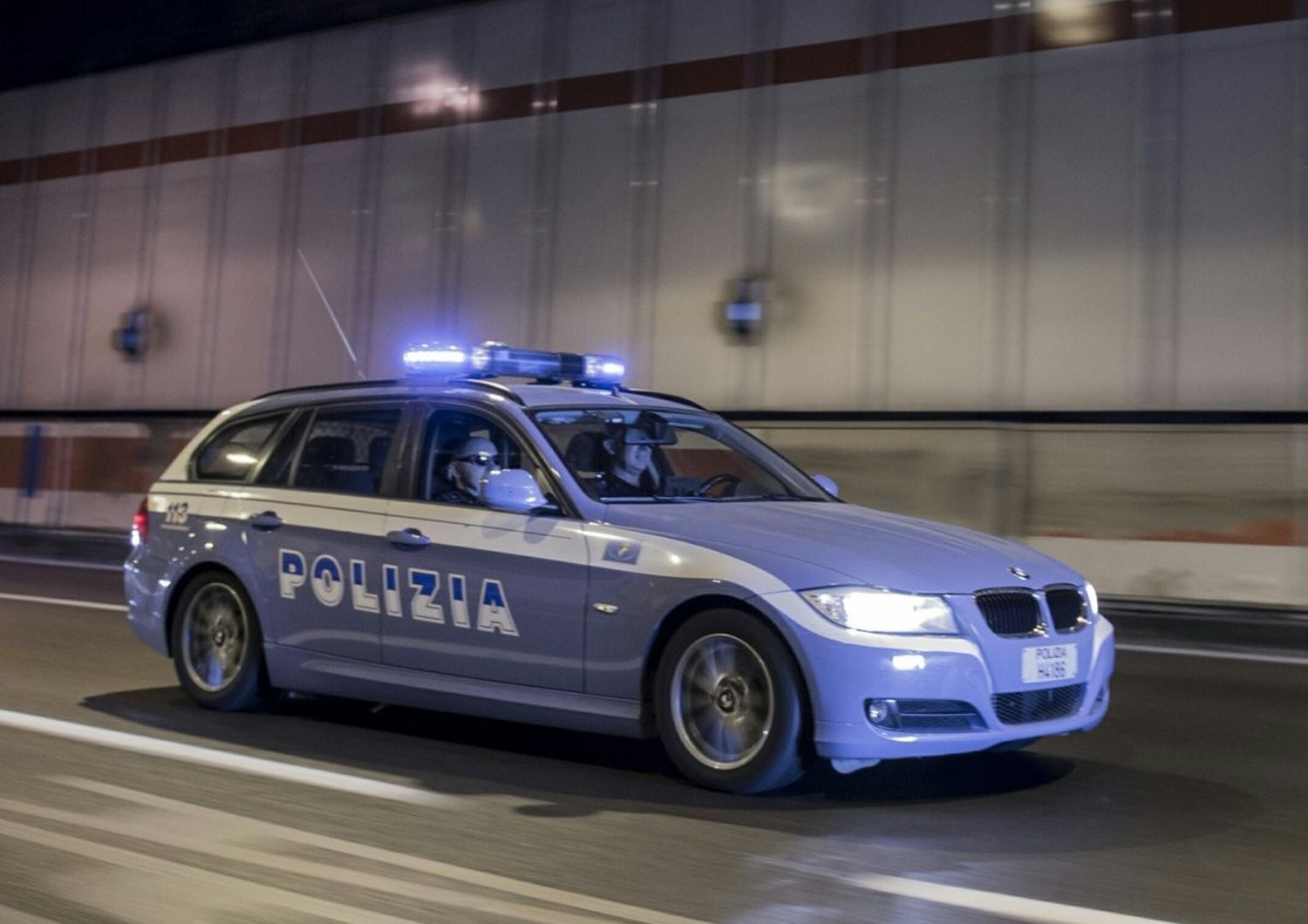 Polizia, auto&nbsp;